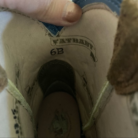 Ariat boots - Picture 3 of 8